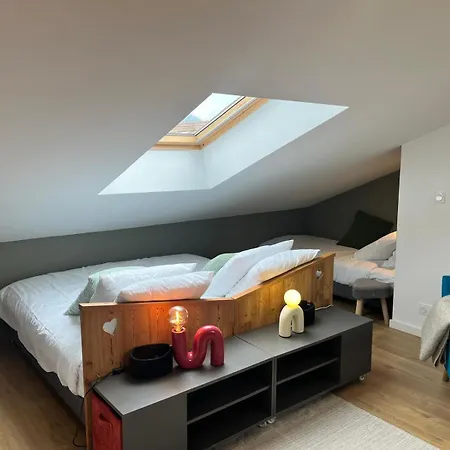 La Dame Du A Bed & Breakfast *